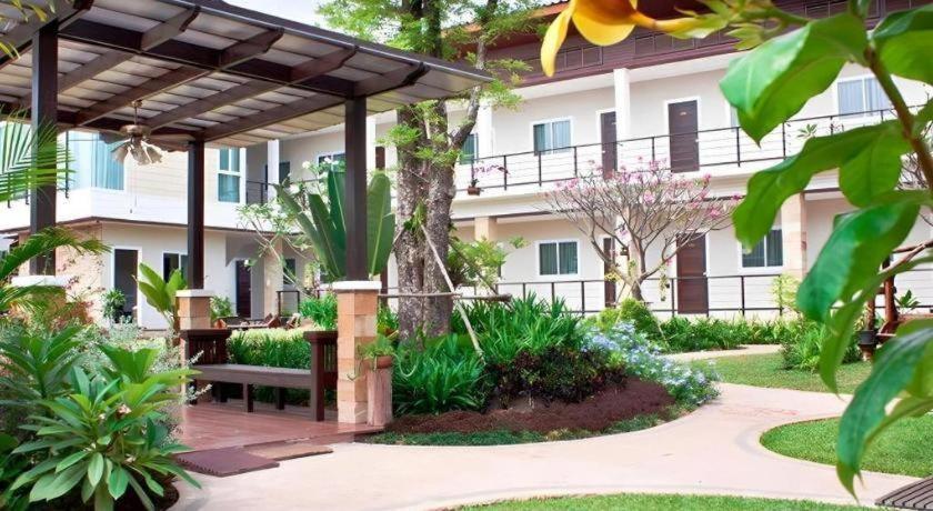 The Park Nangrong Resort Ngoại thất bức ảnh