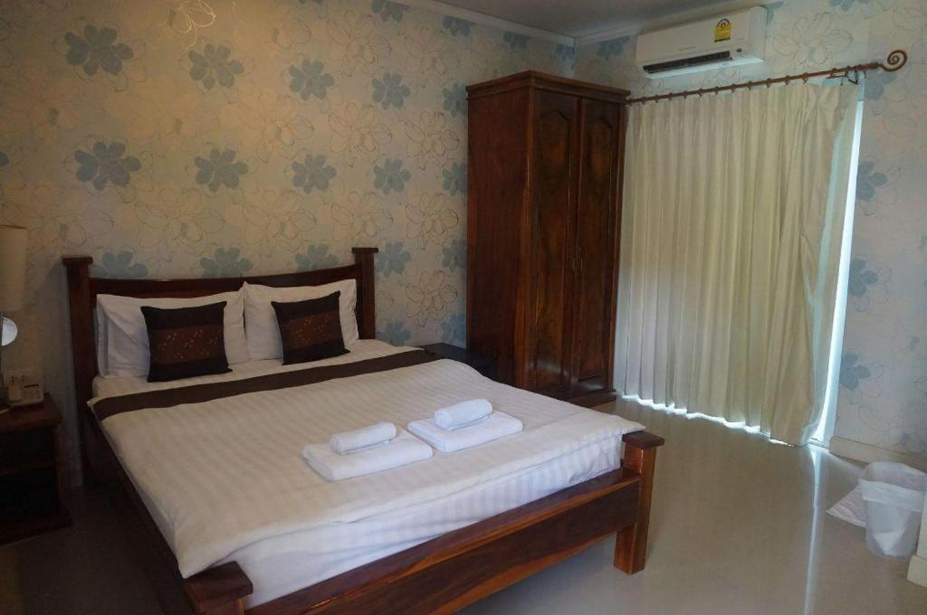 The Park Nangrong Resort Ngoại thất bức ảnh